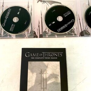 GAME OF THRONES, The complete Third Season 5 blue Ray Disc New in box Never used